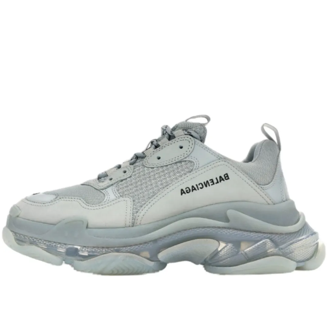 Balenciaga Triple S Grey, pogled sa strane